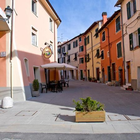 Antico Borgo Lägenhet Brugnato Exteriör bild
