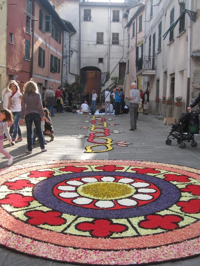 Antico Borgo Lägenhet Brugnato Exteriör bild