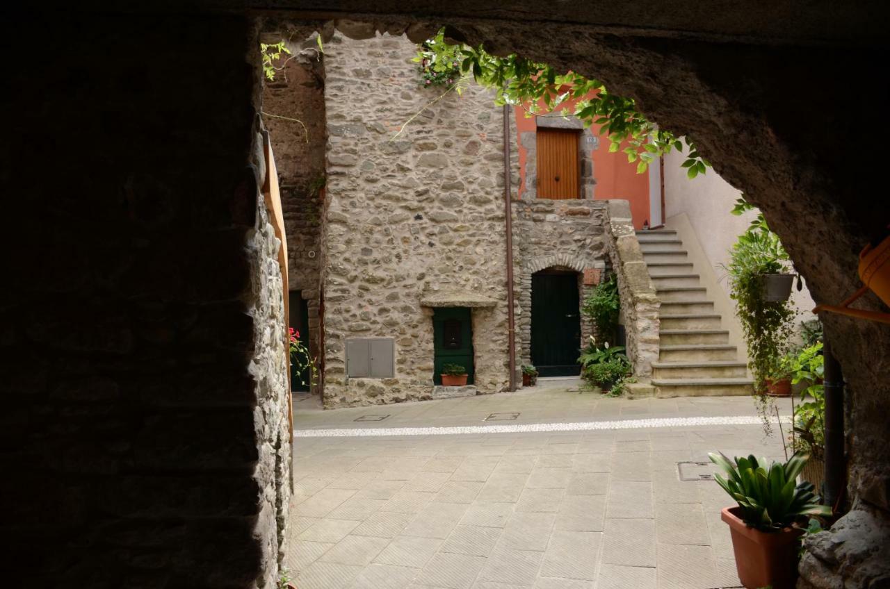 Antico Borgo Lägenhet Brugnato Exteriör bild
